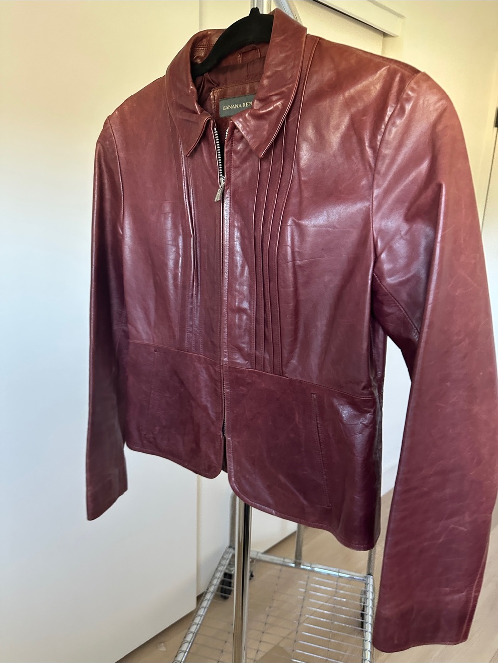 Banana Republic Women's Deep Burgundy Leather Zip Jacket